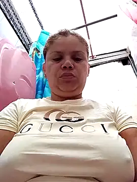 Snapshot of Zafiro_MD chatting on 04.22.26 Zafiro MD online show from 04.22.26