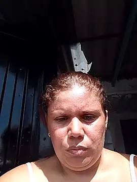 Snapshot of Zafiro_MD chatting on 04.25.26 Zafiro MD online show from 04.25.26