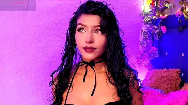Snapshot of Alisse_Storm chatting on 05.14.26 Alisse Storm online show from 05.14.26