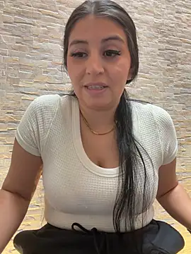 VeyraBlack online show from 05.19.26
