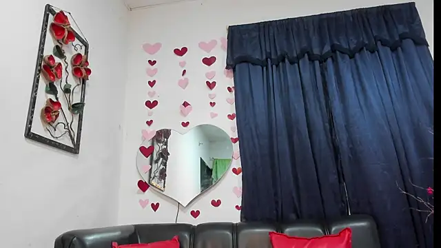 SamelyEvans online show from 04.02.26