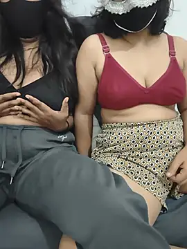 Snapshot of Kashish0124 chatting on 06.27.26 Kashish0124 online show from 06.27.26