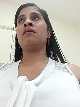 Snapshot of SofiaMendez1_ chatting on 06.20.26 SofiaMendez1 online show from 06.20.26