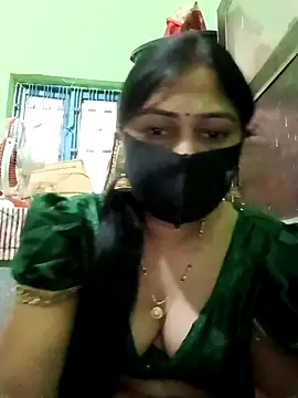 Snapshot of Pinki-girl chatting on 04.11.26 Pinki-girl online show from 04.11.26