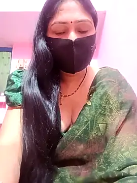 Snapshot of Pinki-girl chatting on 05.05.26 Pinki-girl online show from 05.05.26