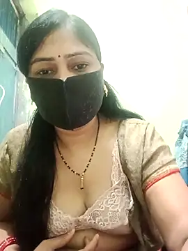 Snapshot of Pinki-girl chatting on 05.13.26 Pinki-girl online show from 05.13.26