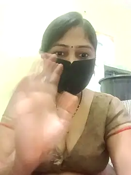 Snapshot of Pinki-girl chatting on 05.15.26 Pinki-girl online show from 05.15.26