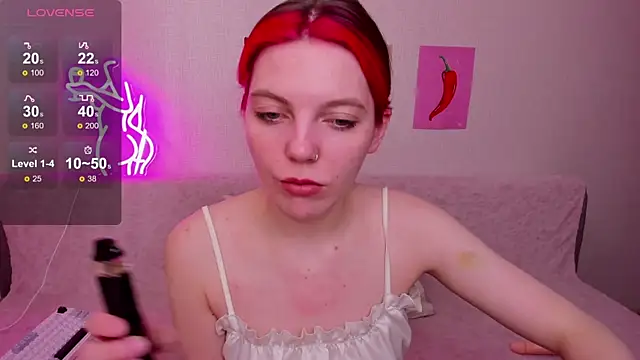 Snapshot of Marie_Reyess chatting on 05.02.26 Marie Reyess online show from 05.02.26