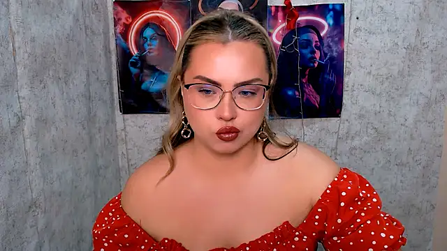 Snapshot of AminaSoul_ chatting on 04.17.26 AminaSoul online show from 04.17.26
