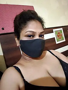 Snapshot of SluttySonam chatting on 05.01.26 SluttySonam online show from 05.01.26