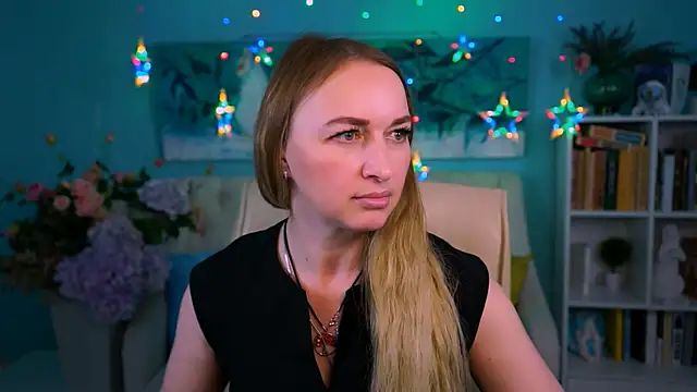 MiaHarrison  online show from 04.04.26