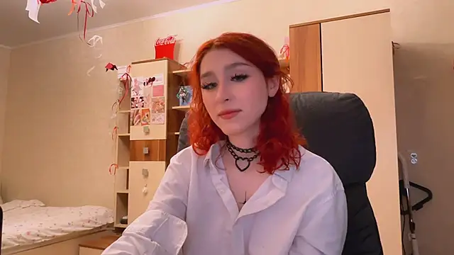 Snapshot of CindyHouse chatting on 04.07.26 CindyHouse online show from 04.07.26