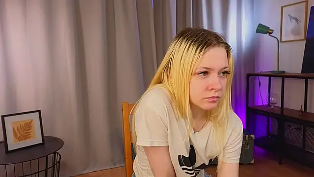 OliviaCaffery online show from 05.08.26