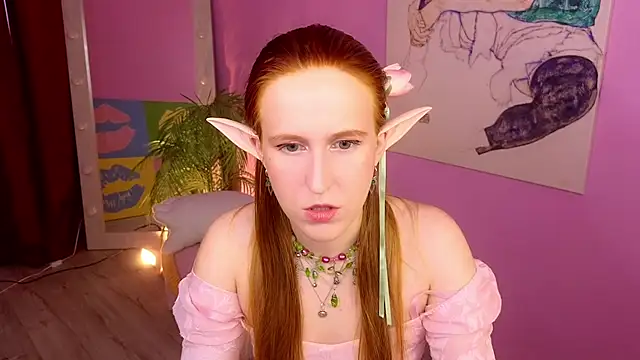 Snapshot of EvaBellea chatting on 05.12.26 EvaBellea online show from 05.12.26
