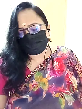 Snapshot of monisha_cam chatting on 04.26.26 monisha cam online show from 04.26.26