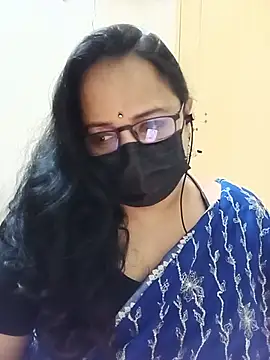 Snapshot of monisha_cam chatting on 06.30.26 monisha cam online show from 06.30.26