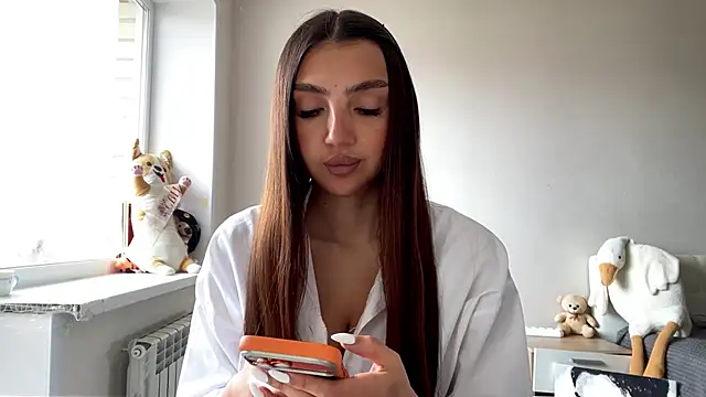 Snapshot of AlvinaMair chatting on 04.17.26 AlvinaMair online show from 04.17.26