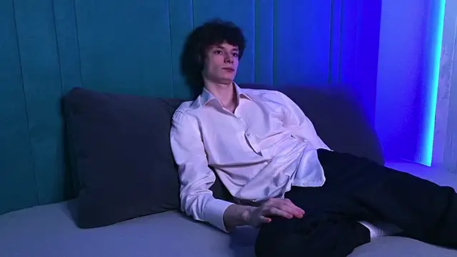 EdwardHogan online show from 04.16.26