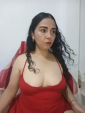 Snapshot of Emily_Divi69 chatting on 05.08.26 Emily Divi69 online show from 05.08.26