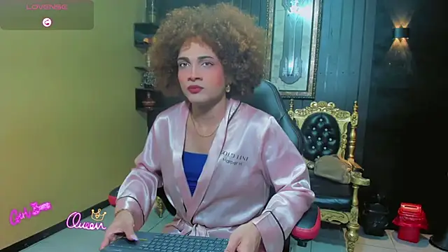 Snapshot of Sharlotte_Jones chatting on 05.27.26 Sharlotte Jones online show from 05.27.26