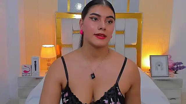 Snapshot of Alara_Keyy chatting on 07.02.26 Alara Keyy online show from 07.02.26