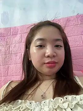 Snapshot of Ori_ross chatting on 04.06.26 Ori ross online show from 04.06.26