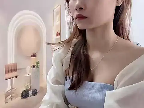 Snapshot of ___Nami___ chatting on 04.21.26 Nami online show from 04.21.26