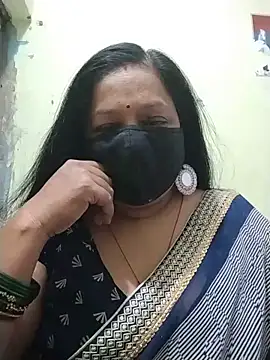 Snapshot of PINKI_024 chatting on 06.18.26 PINKI 024 online show from 06.18.26