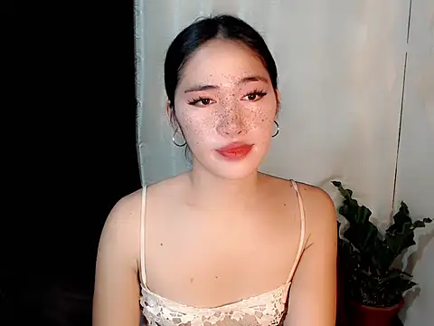 Snapshot of urasiankylie chatting on 05.09.26 urasiankylie online show from 05.09.26