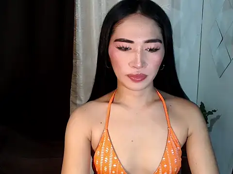 Snapshot of urasiankylie chatting on 05.20.26 urasiankylie online show from 05.20.26