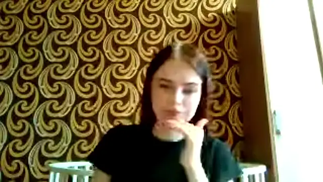 Snapshot of KikiAmino chatting on 05.23.26 KikiAmino online show from 05.23.26