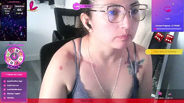 Snapshot of RoossTattoo chatting on 04.22.26 RoossTattoo online show from 04.22.26