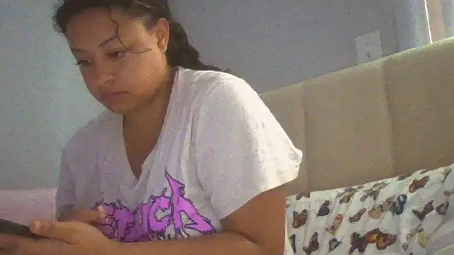 Snapshot of madzbailey chatting on 07.06.26 madzbailey online show from 07.06.26