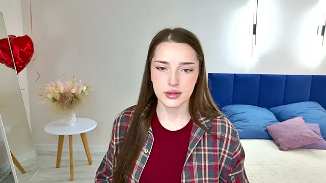 Snapshot of Eva_Saylor chatting on 04.14.26 Eva Saylor online show from 04.14.26