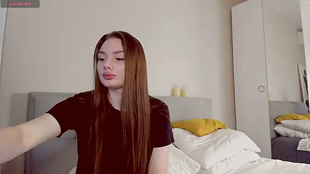 Snapshot of Aphrodite_Portman chatting on 05.03.26 Aphrodite Portman online show from 05.03.26