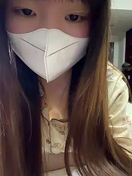 Snapshot of Ss-weiwei chatting on 04.19.26 Ss-weiwei online show from 04.19.26
