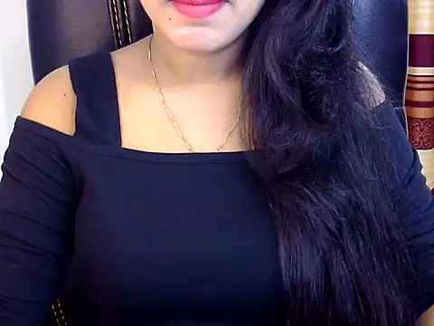 Snapshot of Noor_Zarin chatting on 05.02.26 Noor Zarin online show from 05.02.26
