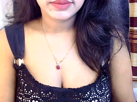 Snapshot of Noor_Zarin chatting on 05.04.26 Noor Zarin online show from 05.04.26