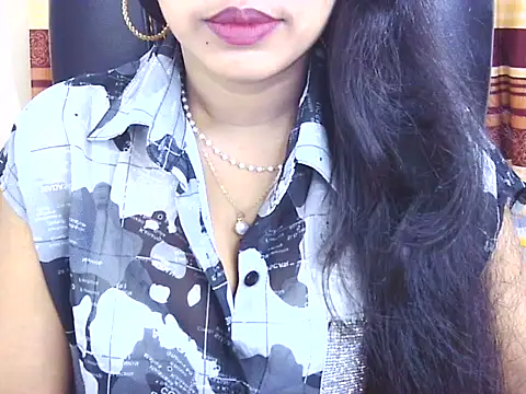 Snapshot of Noor_Zarin chatting on 05.06.26 Noor Zarin online show from 05.06.26