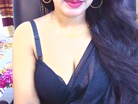 Snapshot of Noor_Zarin chatting on 05.22.26 Noor Zarin online show from 05.22.26