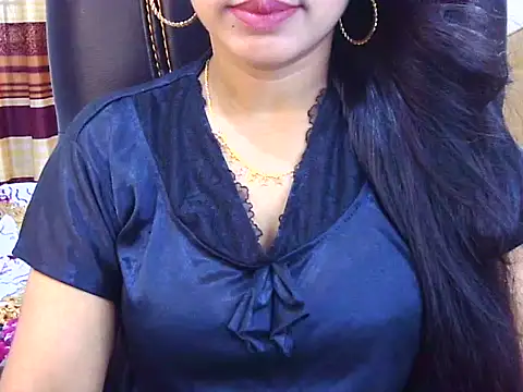 Snapshot of Noor_Zarin chatting on 05.23.26 Noor Zarin online show from 05.23.26