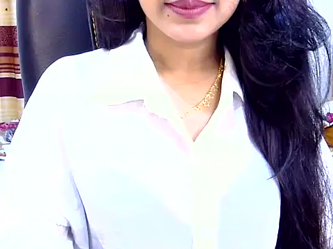 Snapshot of Noor_Zarin chatting on 05.26.26 Noor Zarin online show from 05.26.26