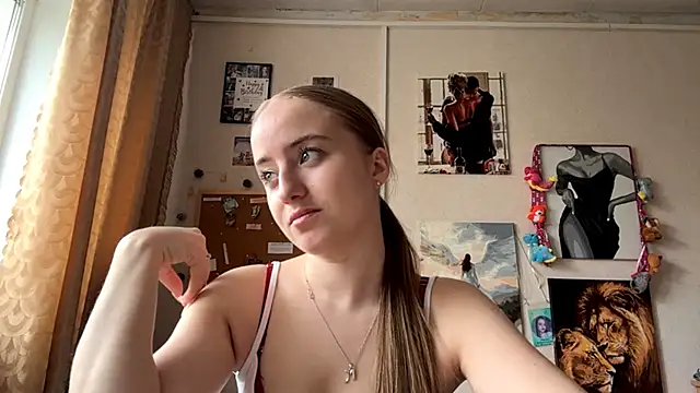 Snapshot of SabinaHaggen chatting on 04.26.26 SabinaHaggen online show from 04.26.26
