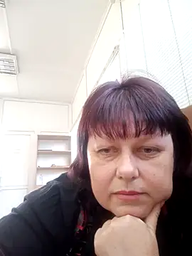 Snapshot of AuroKaria chatting on 04.05.26 AuroKaria online show from 04.05.26