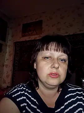 Snapshot of AuroKaria chatting on 04.12.26 AuroKaria online show from 04.12.26