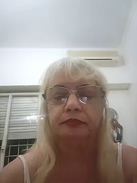 Snapshot of MatureElegantWidow chatting on 06.07.26 MatureElegantWidow online show from 06.07.26