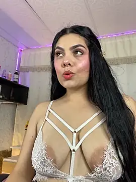 molly bick online show from 04.25.26