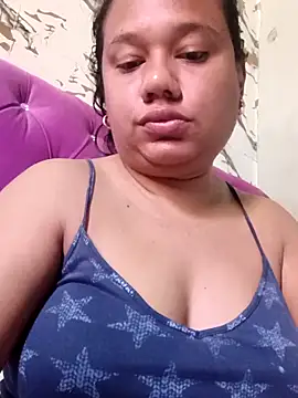 Snapshot of shanell_valen04 chatting on 04.05.26 shanell valen04 online show from 04.05.26