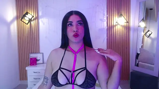 Snapshot of giselslut__ chatting on 06.08.26 giselslut online show from 06.08.26