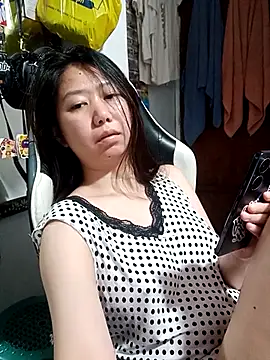 xchinittaa online show from 04.06.26